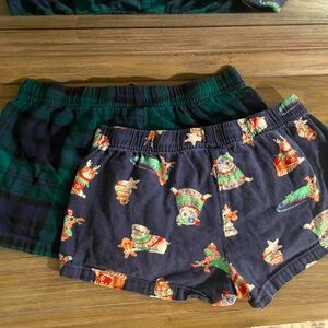 Old Navy PJ short set (christmas)